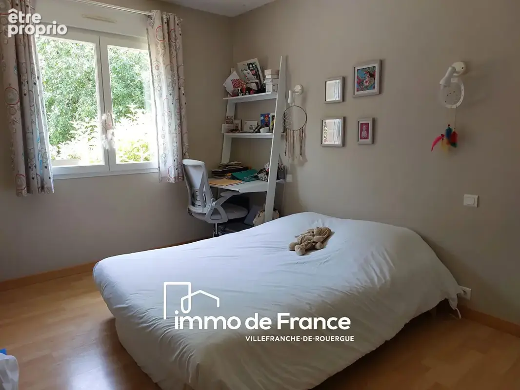 Maison T5/6 , 212m² habitables sous sol avec garage, terrain et piscine. - photo 10