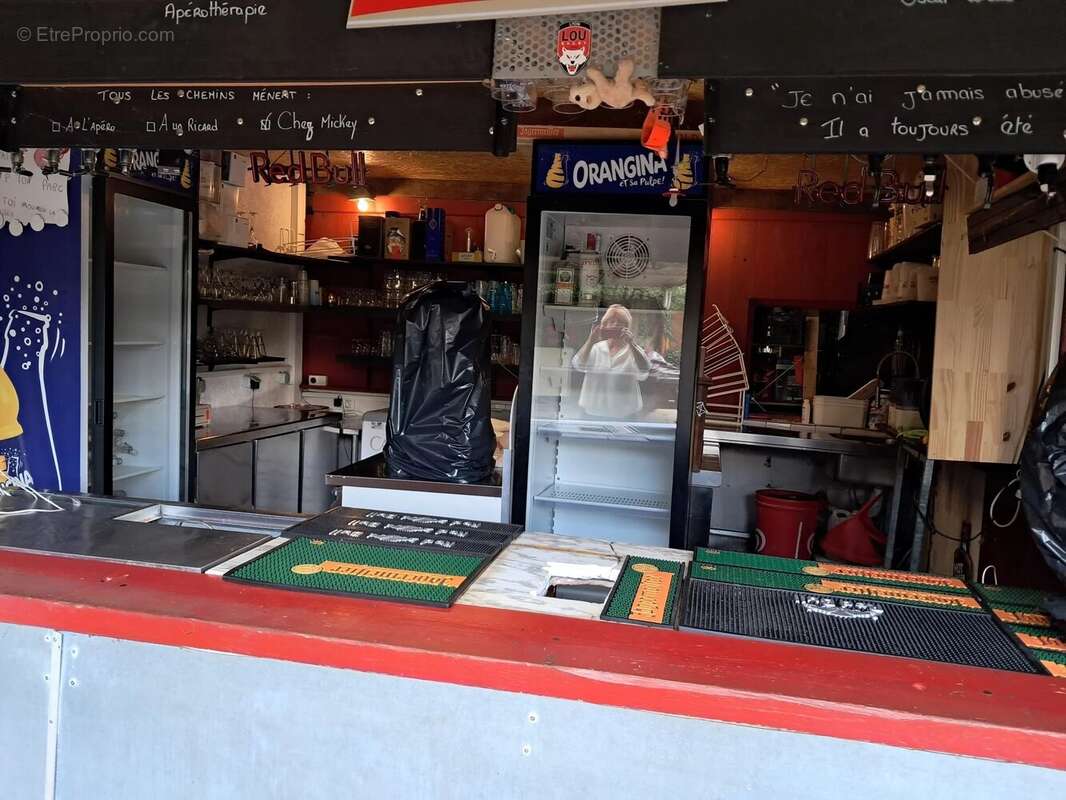 Commerce à SAINT-MARTIN-D'ARDECHE