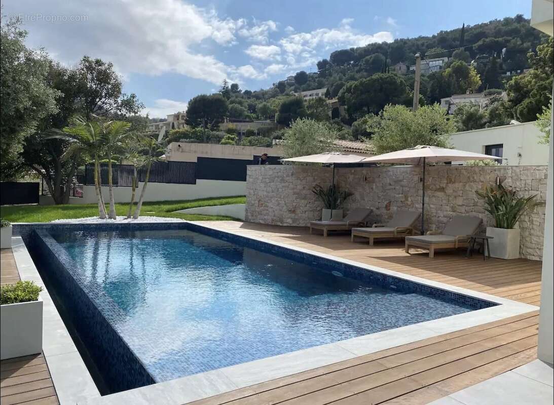 Maison à BEAUSOLEIL