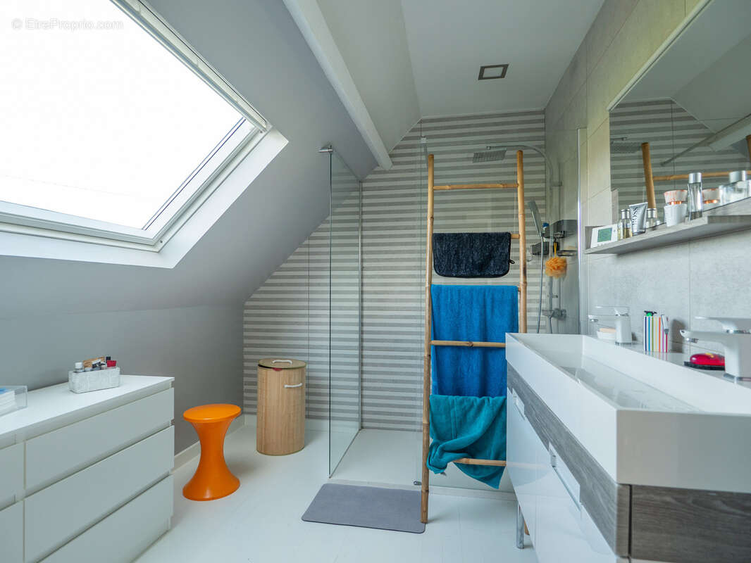 Maison à TILLOY-LEZ-MARCHIENNES