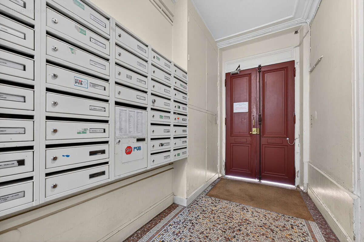 Appartement à PARIS-19E
