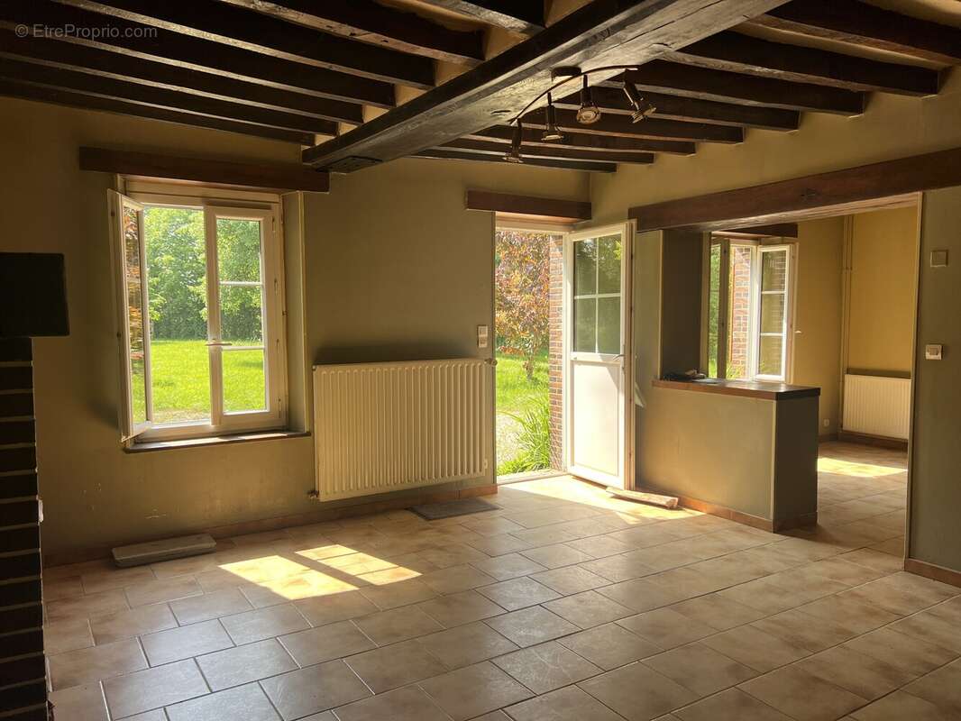 Maison à MOUTIERS-AU-PERCHE