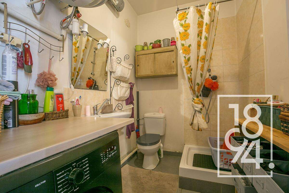 Appartement à MARSEILLE-2E