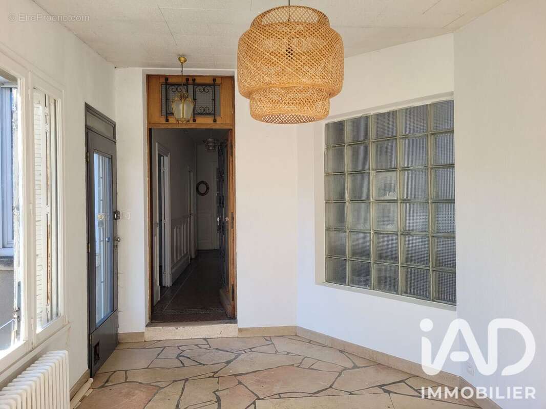 Photo 4 - Appartement à MONTCEAU-LES-MINES