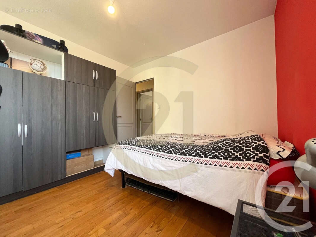 Appartement 93 m² à Venissieux  - photo 5