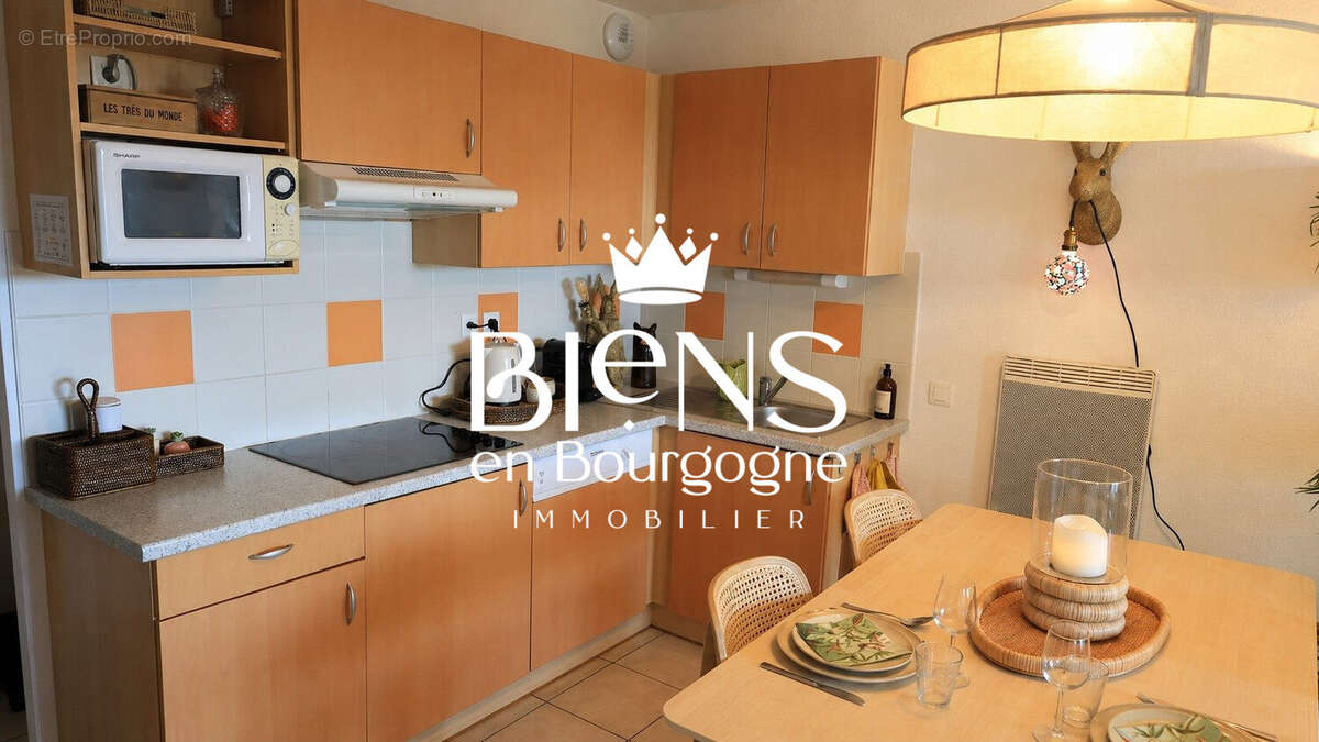 Appartement à LEVERNOIS