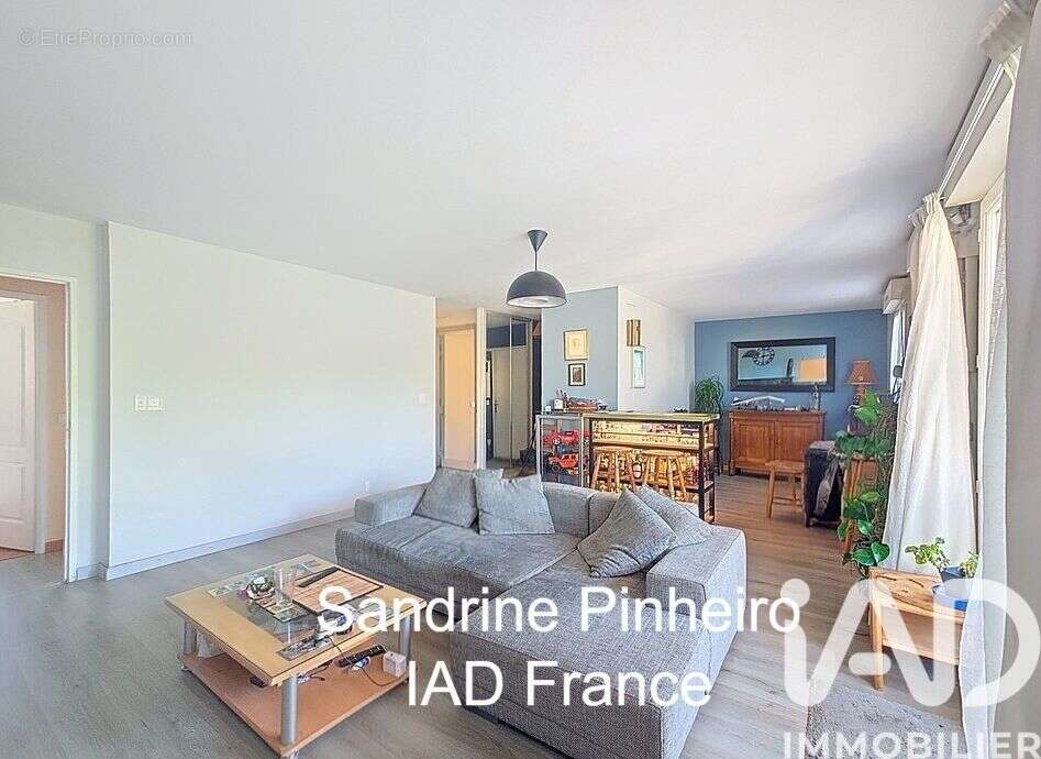 Photo 2 - Appartement à VILLEBON-SUR-YVETTE