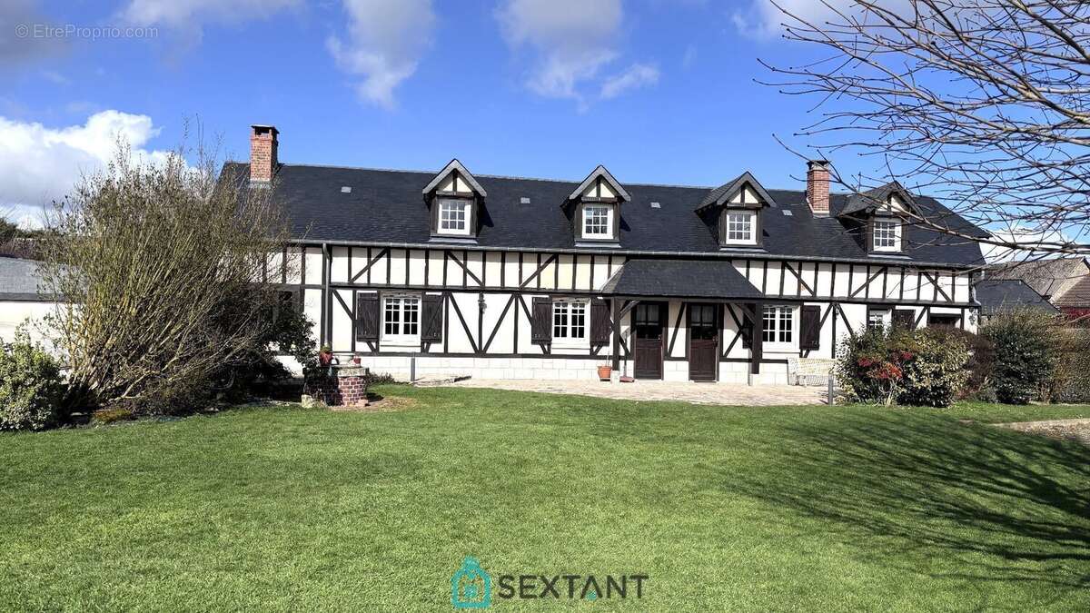 Maison à LE NEUBOURG