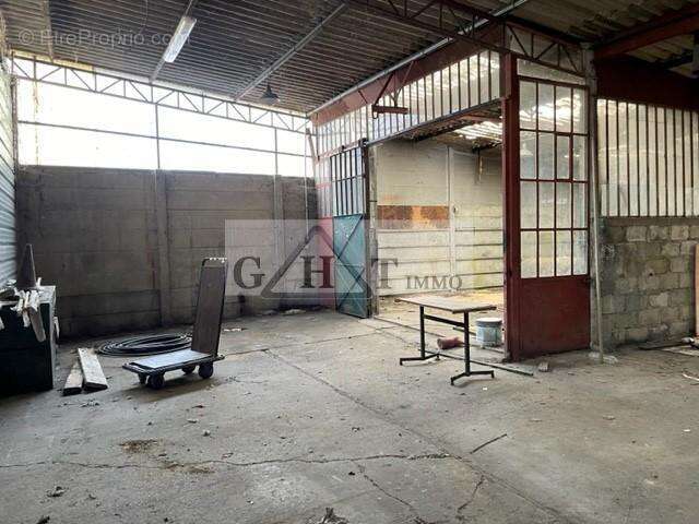 Commerce à SAVIGNY-SUR-ORGE