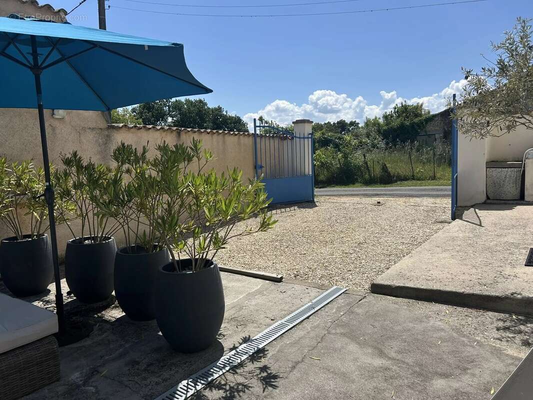 Appartement à SAINT-THOMAS-DE-CONAC