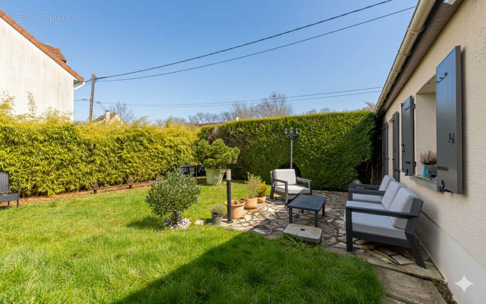 Maison à OZOIR-LA-FERRIERE