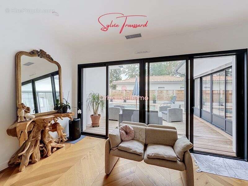 Maison 154 m² à Gujan-Mestras  - photo 18