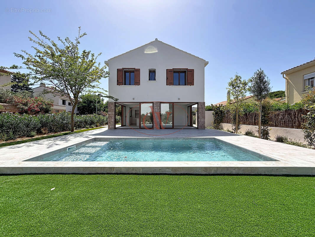 Maison à SAINT-CYPRIEN