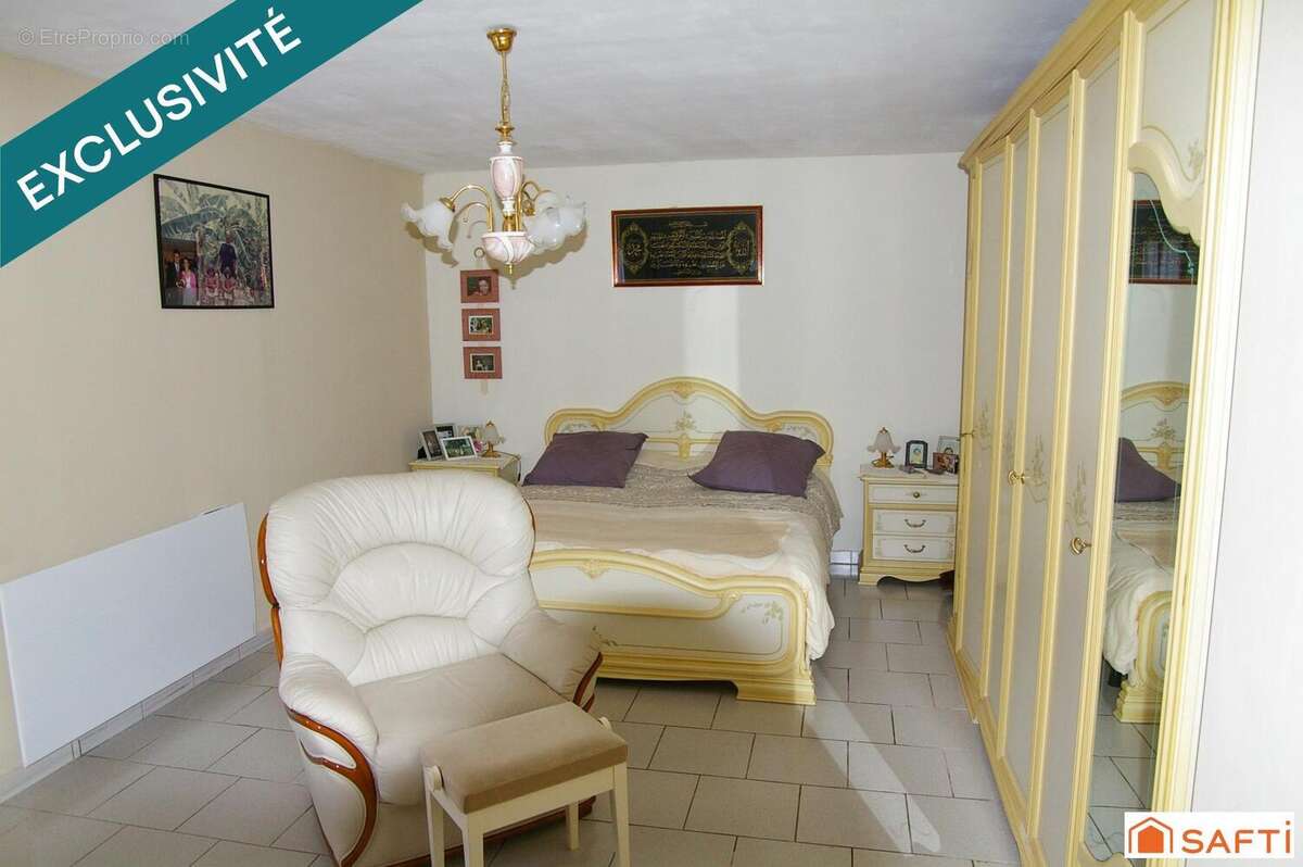 Maison 139 m² à Saint-Maximin-La-Sainte-Baume  - photo 7
