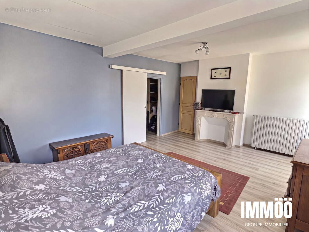 Maison 155 m² à Mont-De-L'if  - photo 6