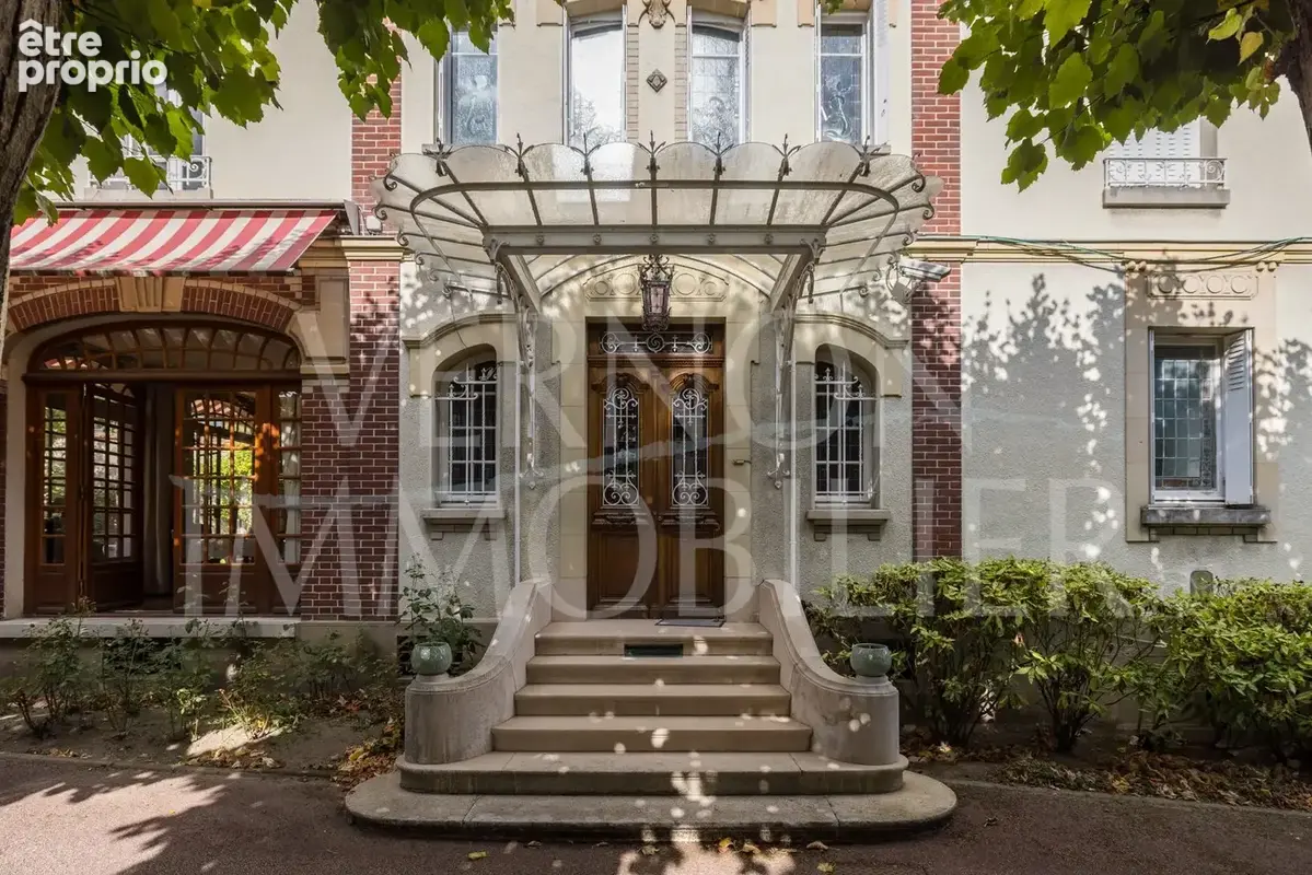 Maison 11 pièces 300 m² à vendre à Vernon (27200) - photo 4