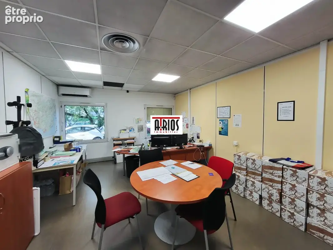 Commerce 800 m² à vendre à La Seyne-Sur-Mer (83500) - photo 8