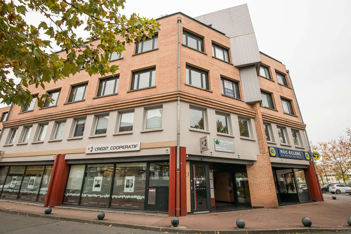 Commerce à COURCOURONNES