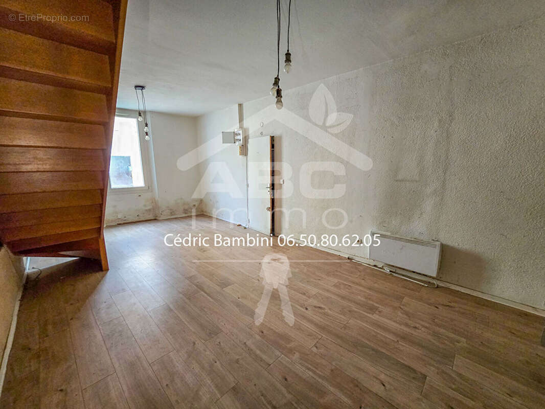 Appartement à SAINT-MAXIMIN-LA-SAINTE-BAUME