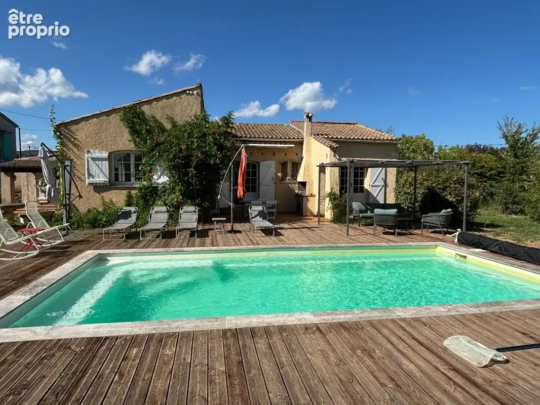 Maison à LE MUY