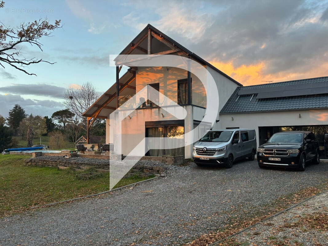 Maison à SALIES-DE-BEARN