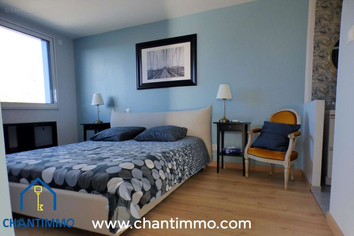 Maison à LA CAILLERE-SAINT-HILAIRE