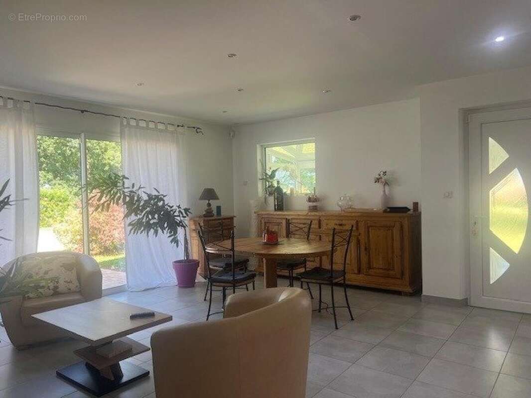 Maison 126 m² à Montauriol  - photo 4