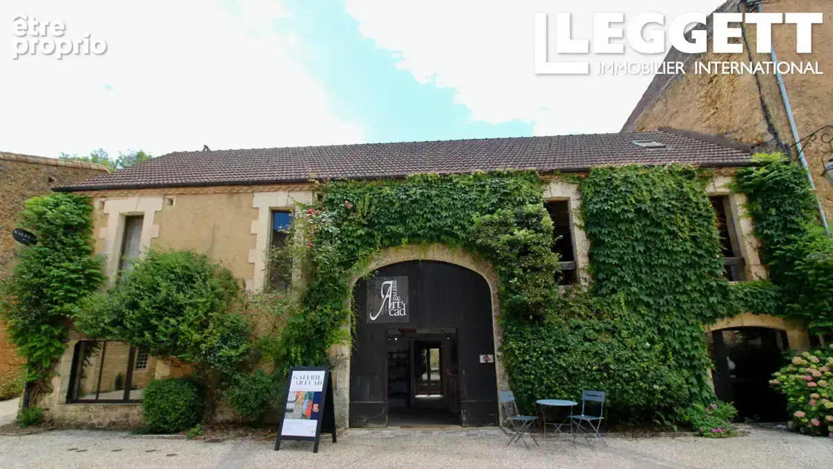 Immeuble atypique avec galerie d’art – emplacement exceptionnel face à l’Abbaye de Cadouin - photo 10