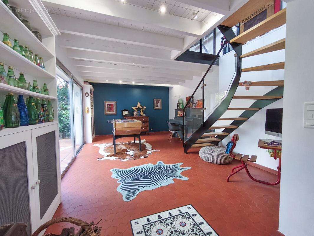 Maison à SAINT-JEAN-DE-VEDAS