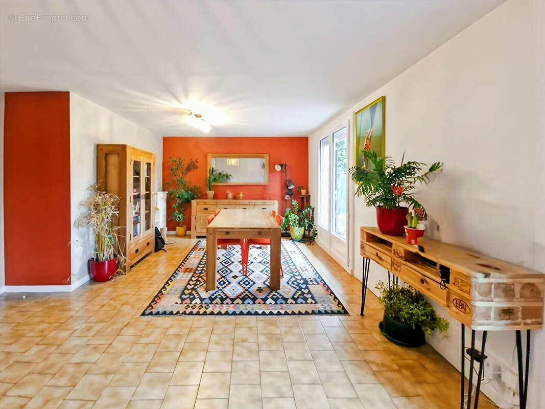 Maison à DAMMARIE-LES-LYS