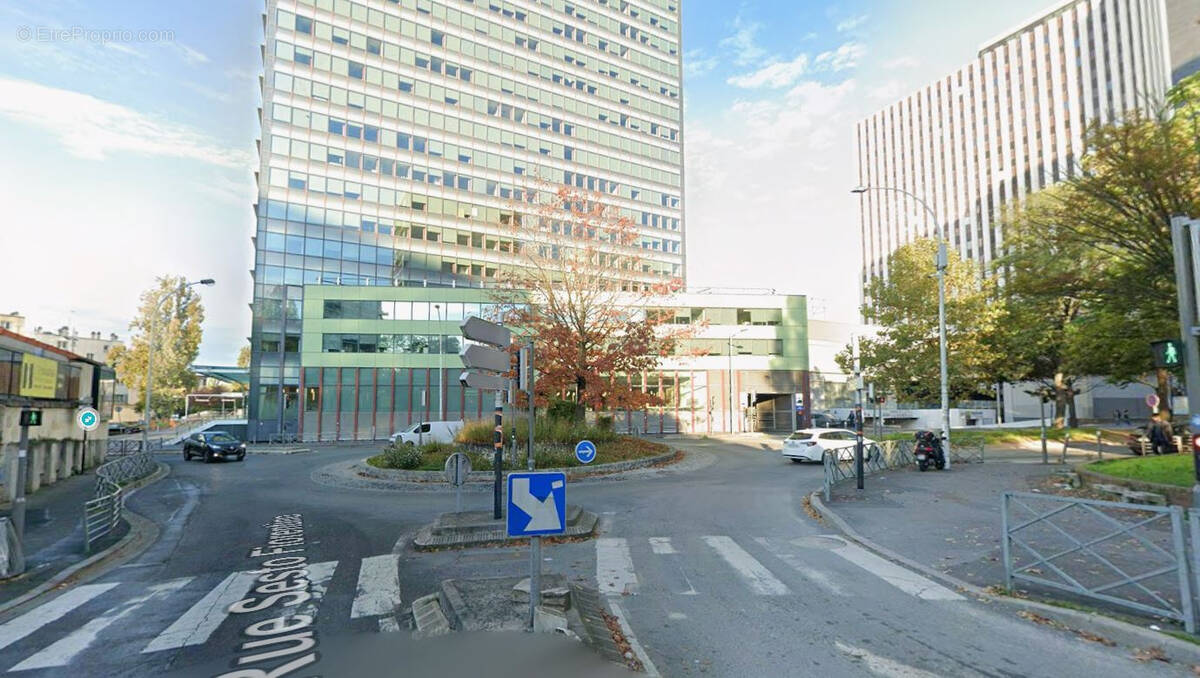 Parking à BAGNOLET