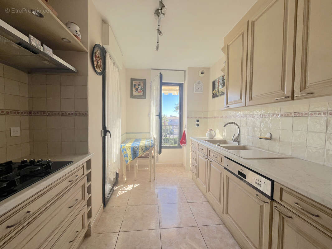 Appartement à SANARY-SUR-MER