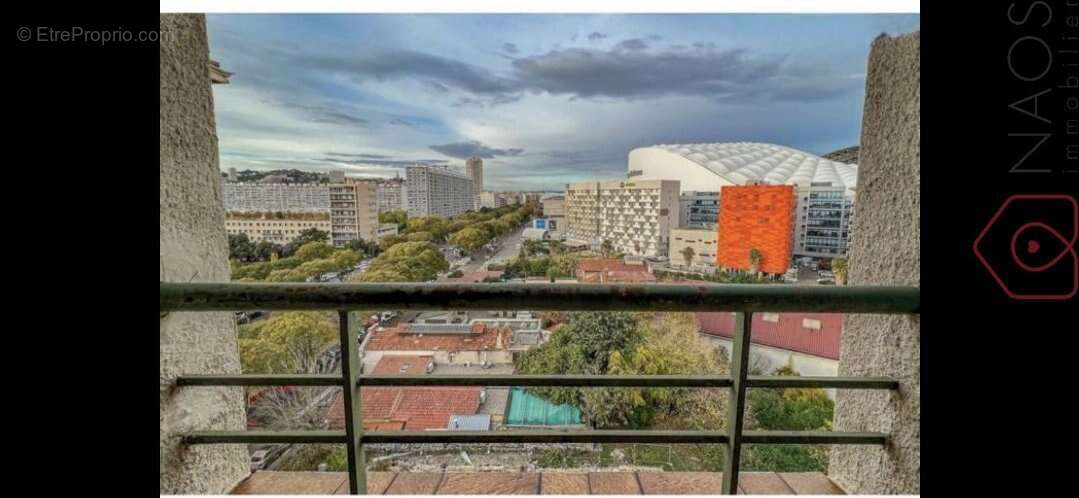 Appartement à MARSEILLE-9E