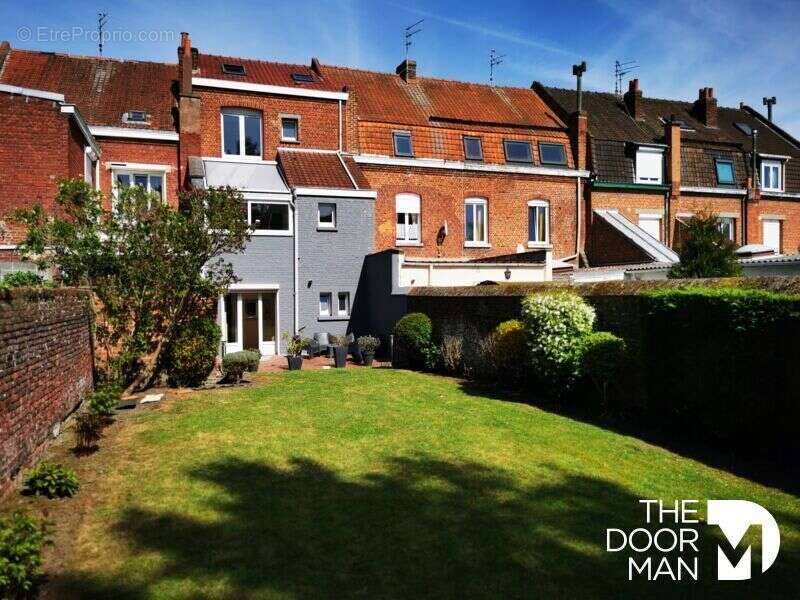 Maison à ARMENTIERES