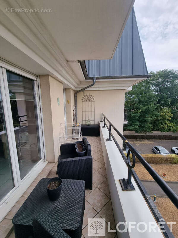 Livry-Gargan _ Appartement T3 58 m² _ Balcon _ Parking  _ Ascenseur _ DPE C - photo 3