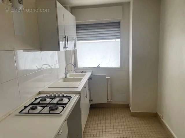 Appartement à SARTROUVILLE