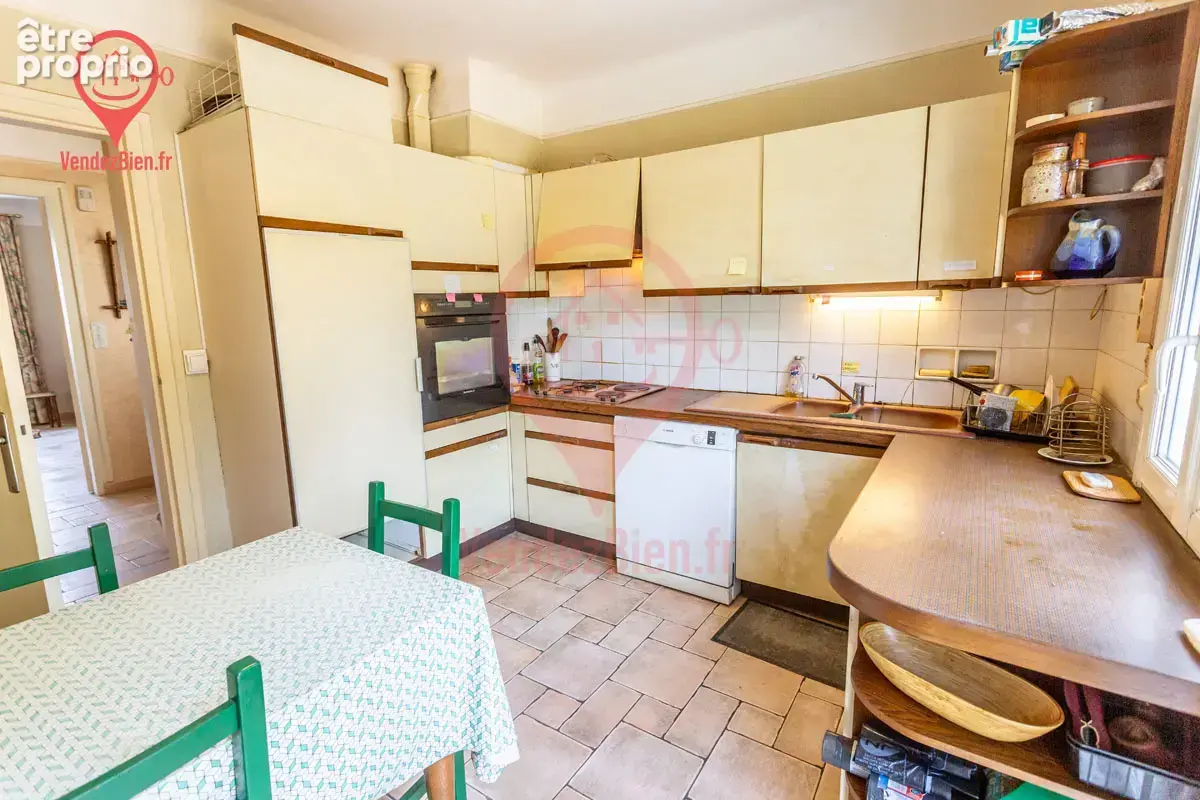 Département Cher 18 - à St Doulchard, Maison individuelle de 150 m2 habitables - photo 6
