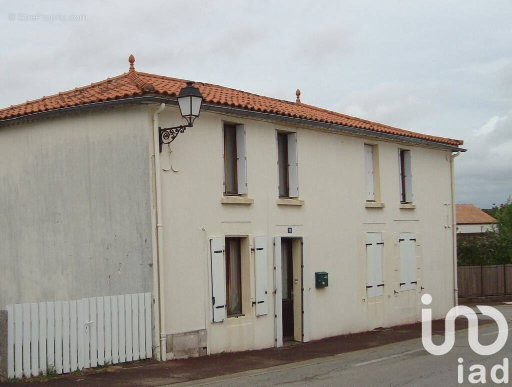 Photo 1 - Maison à NESMY