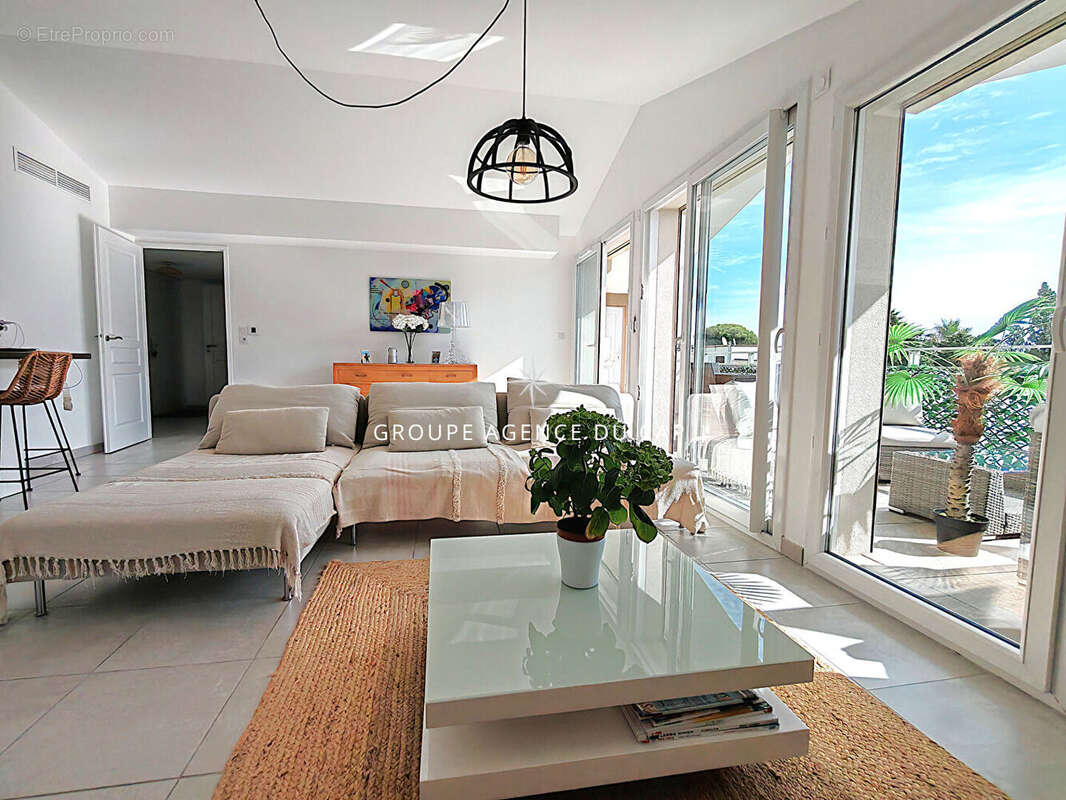 Appartement à FREJUS