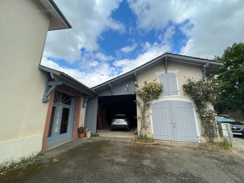 Maison à BERGOUEY