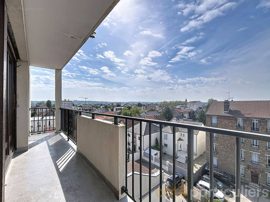 Appartement à SAINT-MAUR-DES-FOSSES