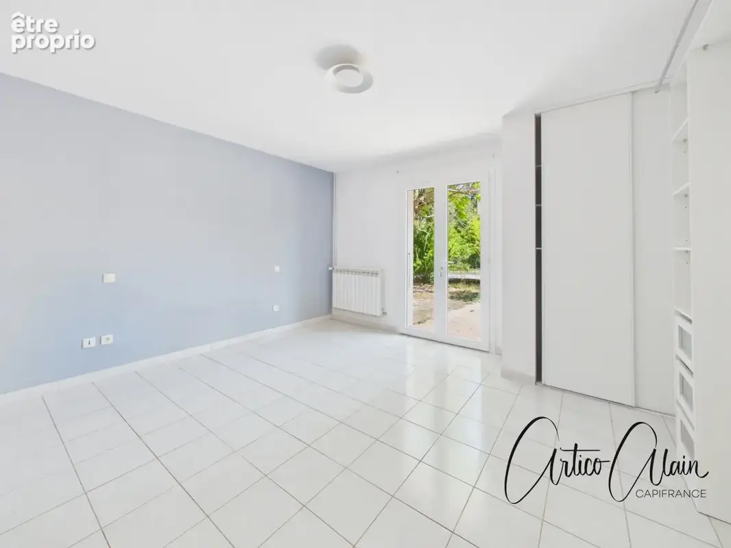 Maison de plain-pied  de 117 m² proche du centre de REVEL – Terrain 1 200 m² - photo 7