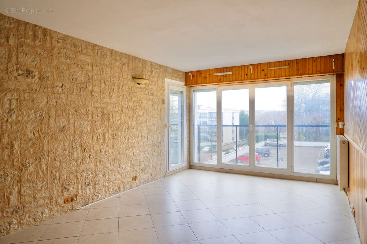 Appartement à PLAISIR