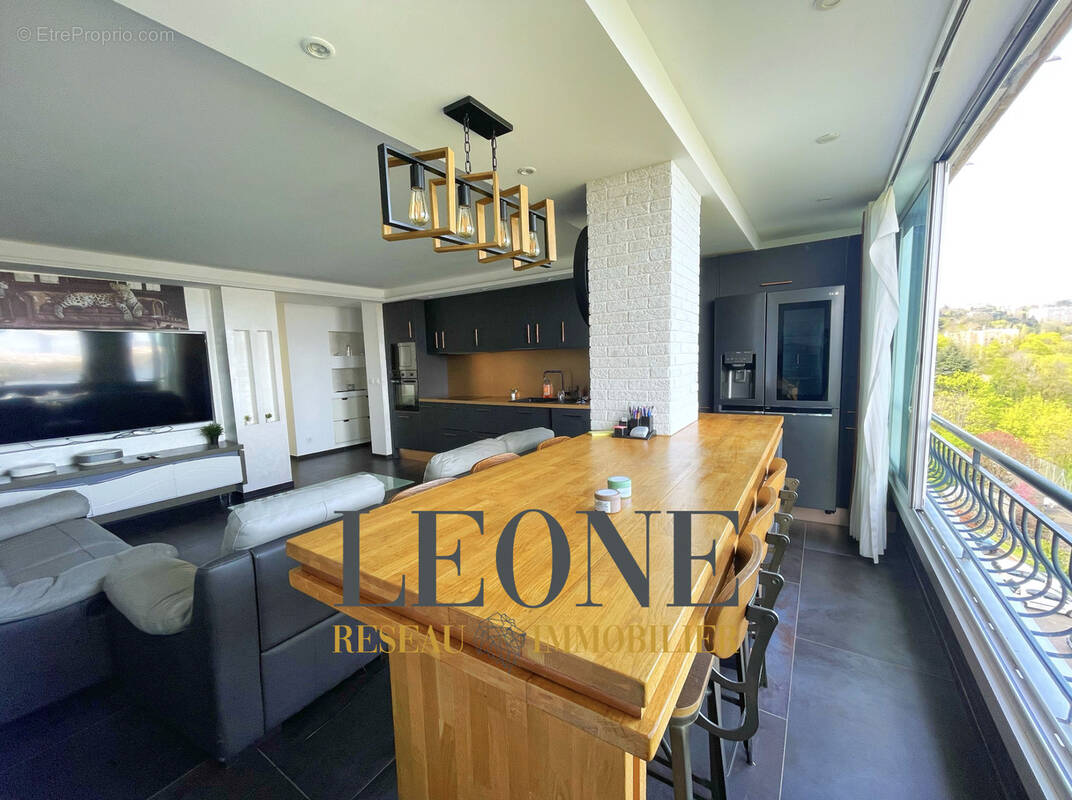 Appartement à LA MULATIERE