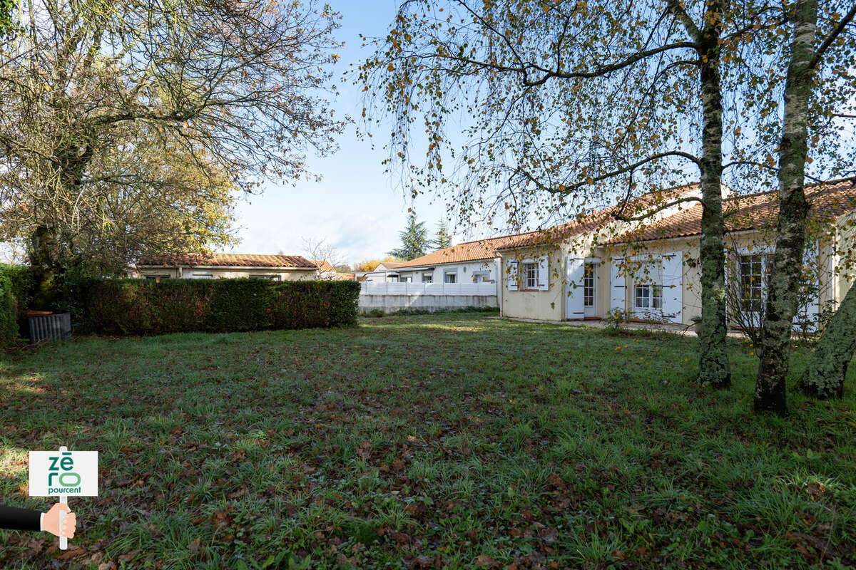 Maison à COMMEQUIERS