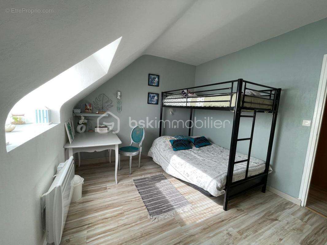 Maison à BRIARRES-SUR-ESSONNE