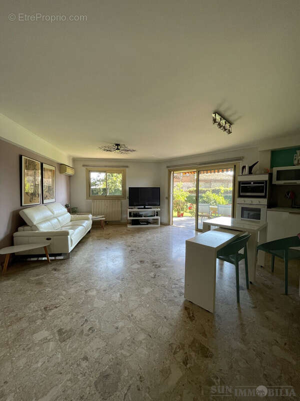 Appartement 90 m² à Cagnes-Sur-Mer  - photo 5