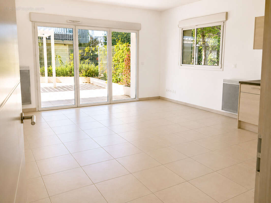 Appartement t4 loue - photo 5
