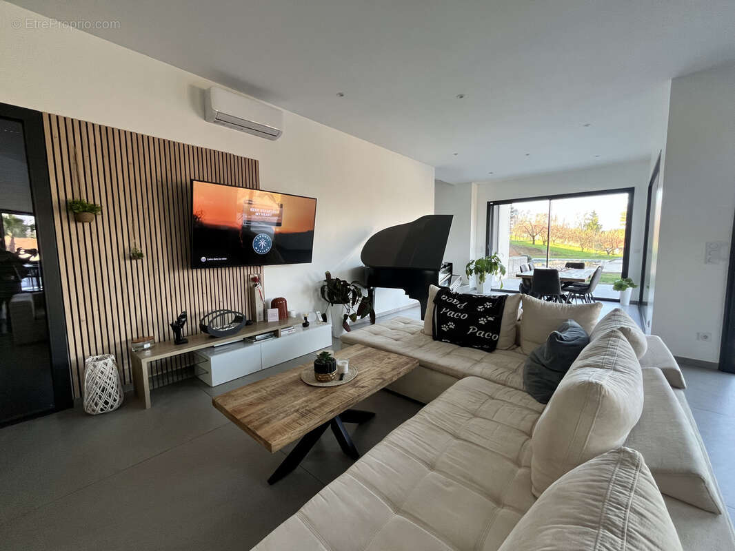 Maison à SAINT-CHAMOND