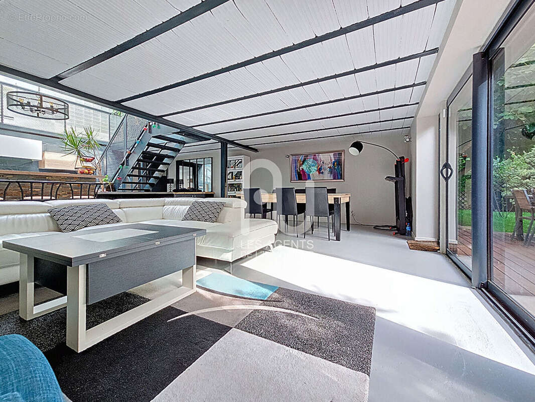 Maison à GENNEVILLIERS